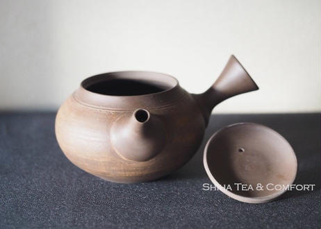 YUI Wooden Handle Dobin Teapot – TOIRO