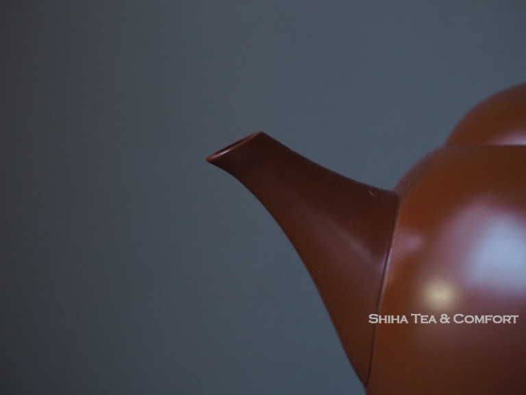 A Masterpiece in Japan Tokoname Teapot History Hakudo, Great Carver